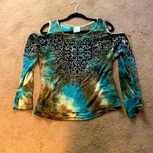 Vocal Cold shoulder top